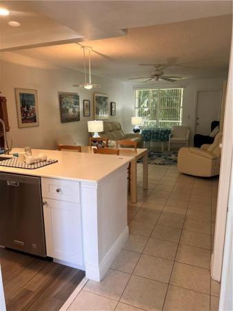 Kings Park Garden, 4025 N Federal Hwy #126A, Oakland Park, Florida 33308, image 1