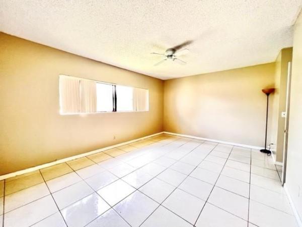 Sunblest Townhomes, 8839 SW Springtree Lakes Dr #8839, Sunrise, Florida 33351, image 2