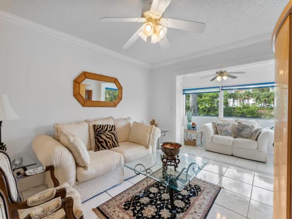 Golden Lakes Village, 125 Lake Barbara Dr, West Palm Beach, Florida 33411, image 2
