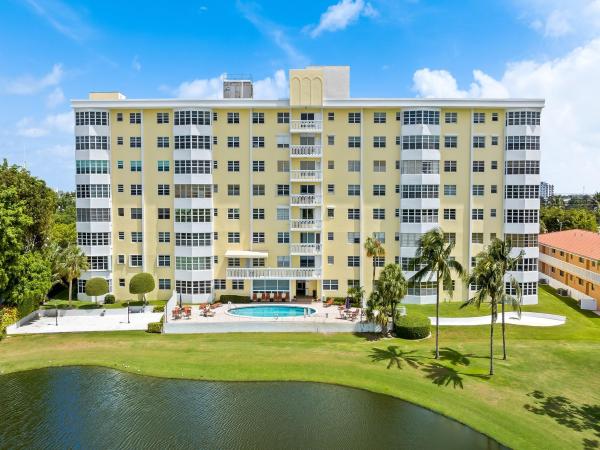 Country Club Towers, 2500 NE 48th Ln #807, Fort Lauderdale, Florida 33308, image 1