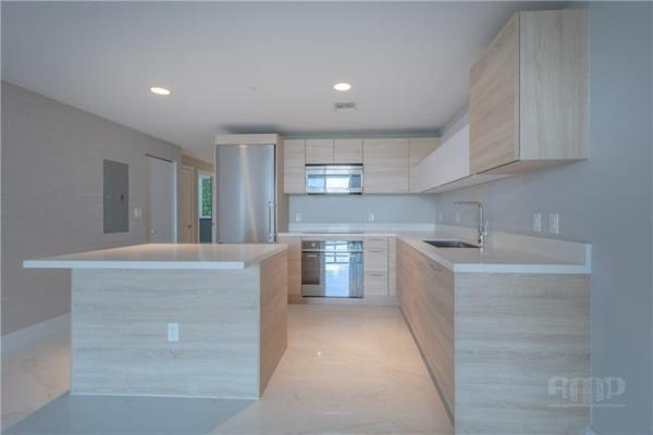 The Harbour North Tower, 16385 Biscayne Blvd #406, North Miami Beach, Florida 33160, image 1