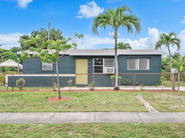 Twin Lakes Homes, 4141 NW 10th Ter, Fort Lauderdale, Florida 33309, image 1