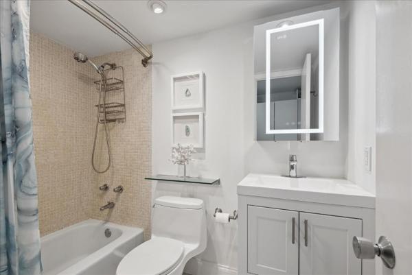 Carlton Tower, 3000 E Sunrise Blvd #14H, Fort Lauderdale, Florida 33304, image 2