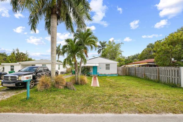 Broward Gardens, 4448 SW 52nd St, Fort Lauderdale, Florida 33314, image 1