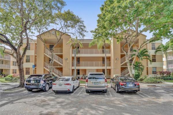Courtyards Of Coral Springs, 8216 NW 24th St #8216, Coral Springs, Florida 33065, image 1