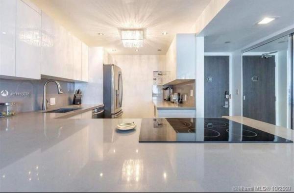 Coronado Tower 3, 20379 W Country Club Dr #2636, Aventura, Florida 33180, image 3