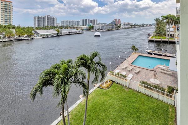 Lauderdale Tower, 2900 NE 30th St #J-4, Fort Lauderdale, Florida 33306, image 2