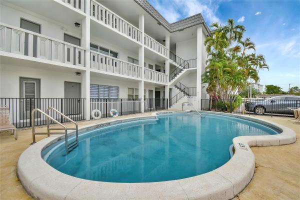 Imperial Village, 6200 NE 22nd Way #208, Fort Lauderdale, Florida 33308, image 1