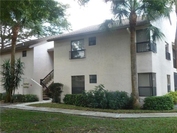 Karanda Village, 3729 Cocoplum Cir #3729, Pompano Beach, Florida 33063, image 1