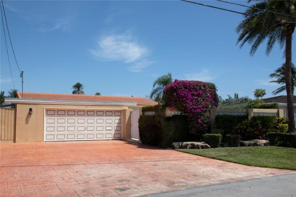 Coral Gardens, 2133 NE 27th Dr, Wilton Manors, Florida 33306, image 1