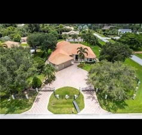 Plantation Oaks East, 800 NW 115th Ave, Plantation, Florida 33325, image 1