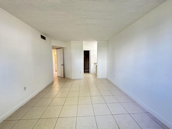 Lime Bay, 9401 Lime Bay Blvd #115, Tamarac, Florida 33321, image 1