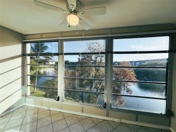 Andros Village, 1702 Andros Isle #M3, Coconut Creek, Florida 33066, image 1