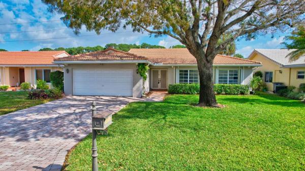 Colony Woods, 22048 Colony Dr, Boca Raton, Florida 33433, image 1