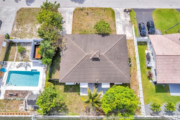 Villa Rica, 3250 NE 5th Dr, Boca Raton, Florida 33431, image 1