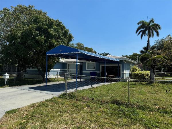 Poinsetta Park, 1620 Mckinley St, Hollywood, Florida 33020, image 1