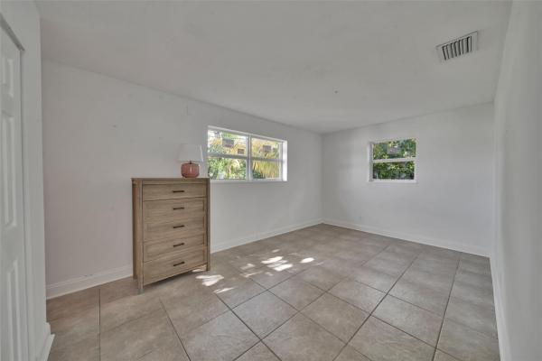 Margate Residential, 6265 Lakeshore Dr, Margate, Florida 33063, image 3
