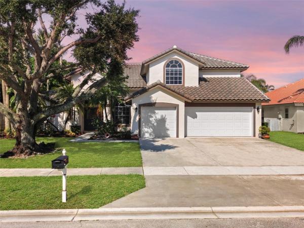 Addington Estates West At Lake Charleston, 7540 Duncrest Rd, Lake Worth Beach, Florida 33467, image 1