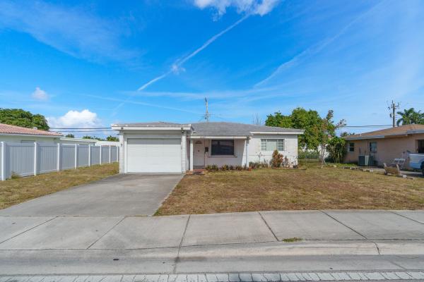 North Andrews Gardens, 4680 N Andrews Ave, Fort Lauderdale, Florida 33309, image 1