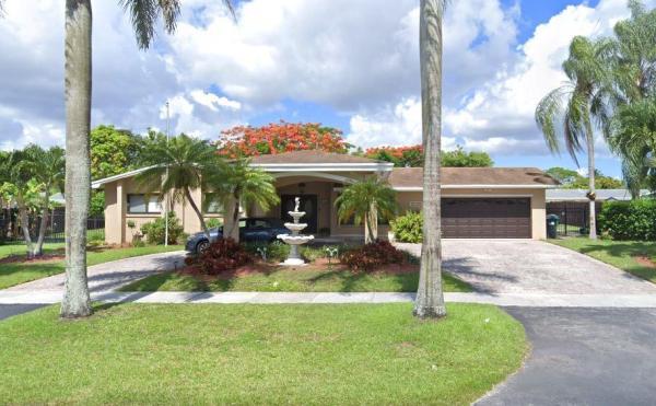Pine Shore, 12220 SW 107th Ave, Kendall, Florida 33176, image 1