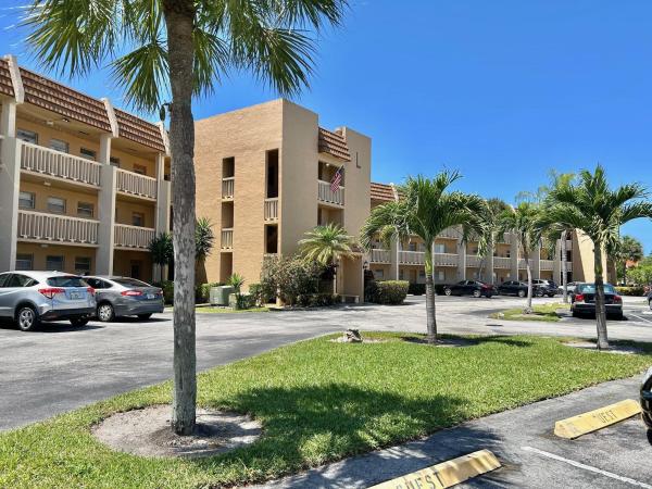Royal Park Gardens 2, 6770 Royal Palm Blvd #301L, Margate, Florida 33063, image 1