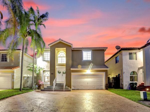 Villas Of Old Cutler, 9742 SW 212th St, Cutler Bay, Florida 33189, image 1