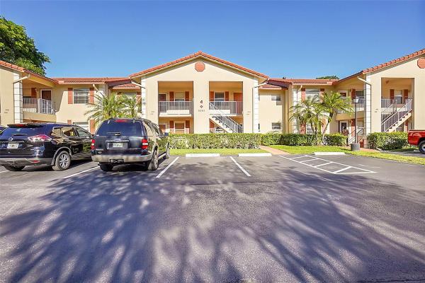 Golfside At Holiday Springs, 3051 Holiday Springs Blvd #104, Margate, Florida 33063, image 1