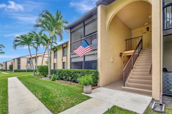 Pine Ridge North 4, 820 Sky Pine Way #H2, Greenacres, Florida 33415, image 1