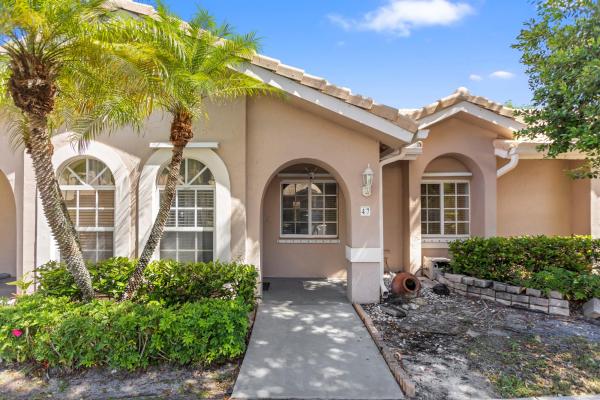 Villas On The Green, 3185 Holiday Springs Blvd #47, Margate, Florida 33063, image 1