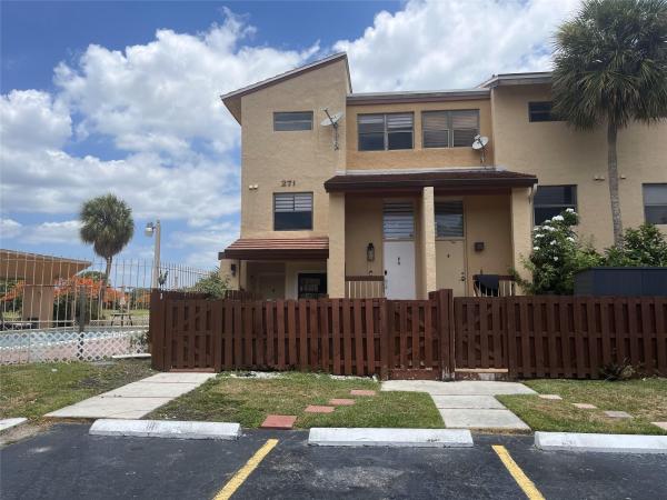 Indian Summer Village, 271 W Park Dr #7-2, Fountainebleau, Florida 33172, image 1