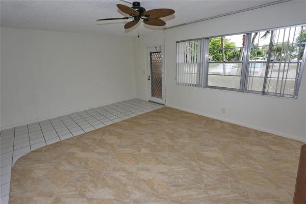 Harwood, 1081 Harwood F, Deerfield Beach, Florida 33442, image 2