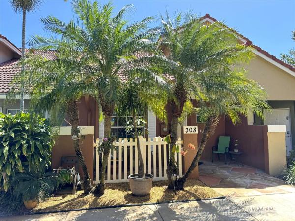 Kensington Place, 308 SE 23rd Ave, Boynton Beach, Florida 33435, image 1