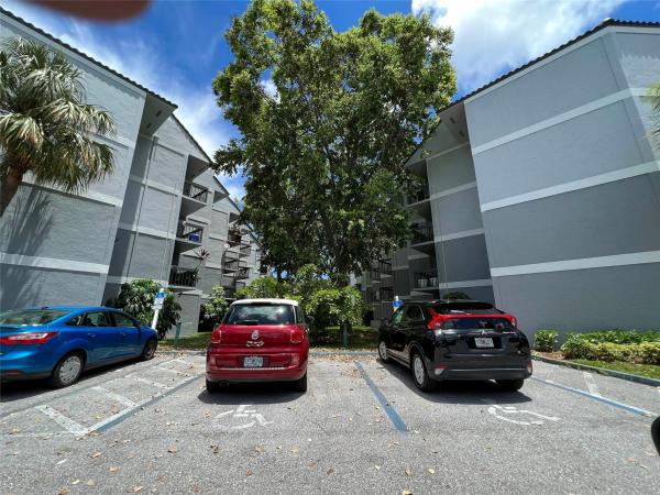 Presidential Golfview, 1750 N Congress Ave #410, West Palm Beach, Florida 33401, image 2
