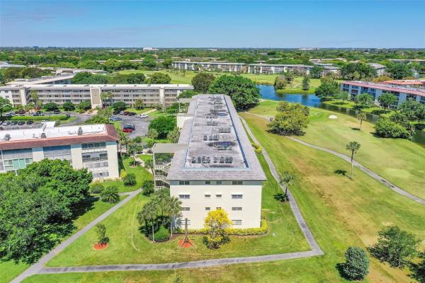 Victoria Village, 2902 Victoria Cir #C3, Coconut Creek, Florida 33066, image 1