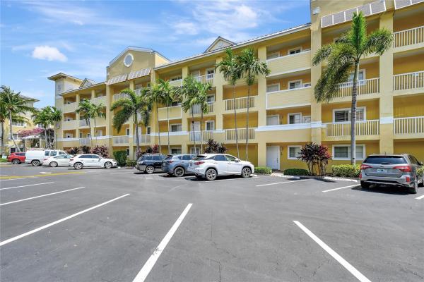 Pine Crest Village At Victoria Park, 1515 E Broward Blvd #126, Fort Lauderdale, Florida 33301, image 1