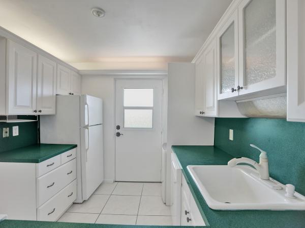 Boca Teeca, 5500 NW 2nd Ave #724, Boca Raton, Florida 33487, image 3