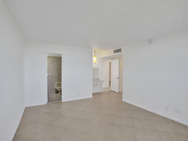 Boca Teeca, 5500 NW 2nd Ave #724, Boca Raton, Florida 33487, image 2