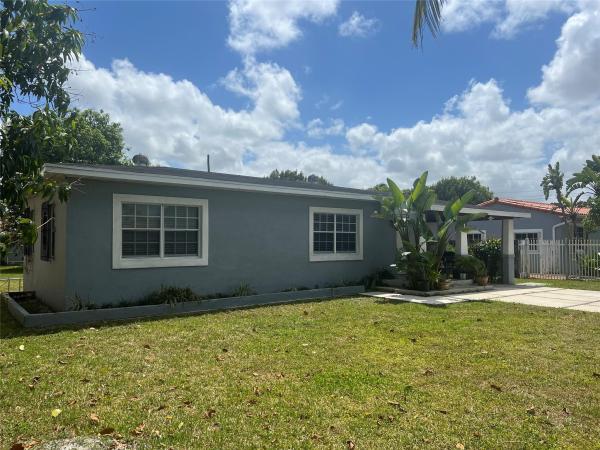 Brandon Park, 650 NW 153rd St, Golden Glades, Florida 33169, image 1