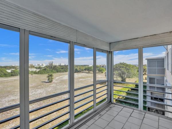 Boca Teeca, 5500 NW 2nd Ave #716, Boca Raton, Florida 33487, image 2
