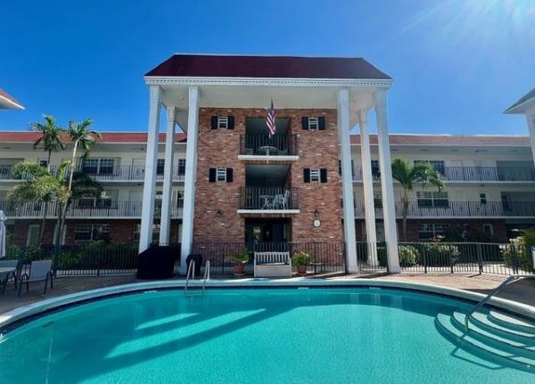 Colonial Manor West, 2424 NE 9th St #110, Fort Lauderdale, Florida 33304, image 1