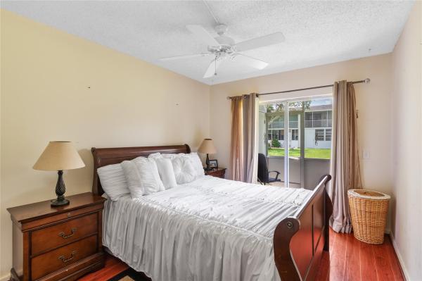 Farnham, 265 Farnham L, Deerfield Beach, Florida 33442, image 2