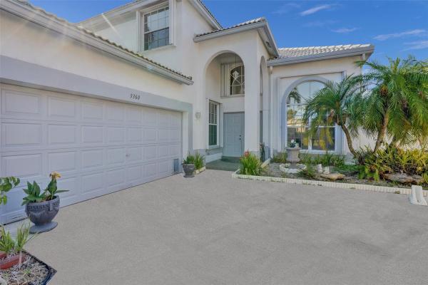 Fairway Pointe At Carolina Country Club, 3360 Greenview Ter E, Margate, Florida 33063, image 1
