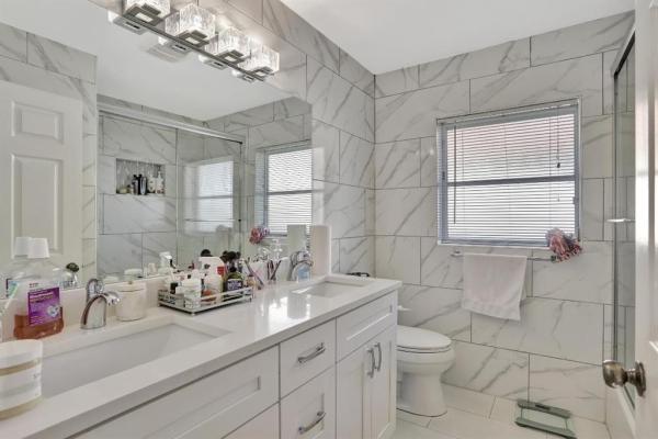Boca Springs, 10810 Fox Glen Dr, Boca Raton, Florida 33428, image 2