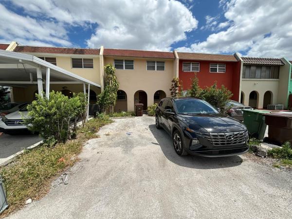 Palm Springs Villas, 7155 W 2nd Way #7155, Hialeah, Florida 33014, image 1
