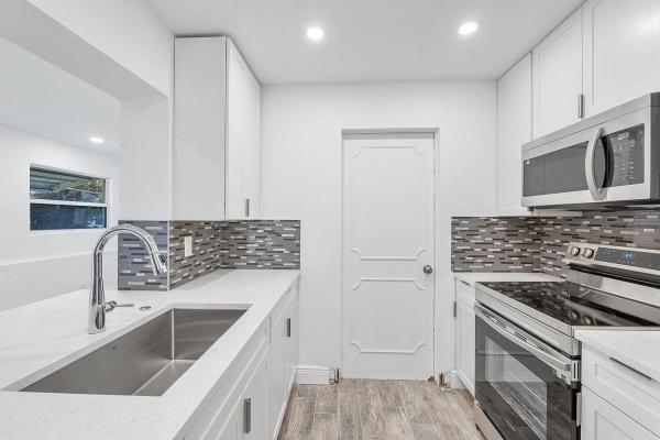 Leisureville, 370 S Golf Blvd, Pompano Beach, Florida 33064, image 1