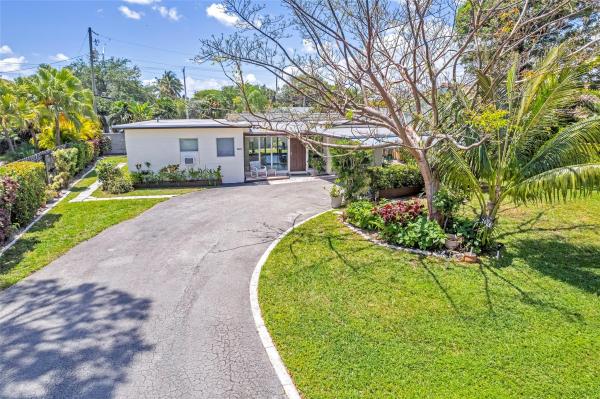 Coral Gardens, 2024 NE 26th Dr, Wilton Manors, Florida 33306, image 1