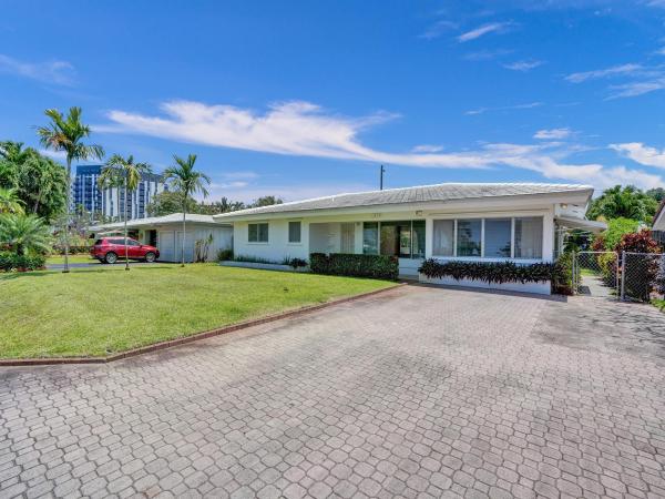 Coral Woods, 1878 NE 33rd St, Oakland Park, Florida 33306, image 1