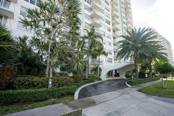 Bayview Towers North, 2150 Sans Souci Blvd #A503, North Miami, Florida 33181, image 2