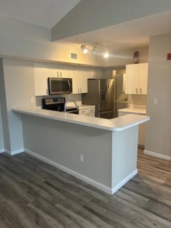 Royal Grand, 2600 S University Dr #320, Davie, Florida 33328, image 1