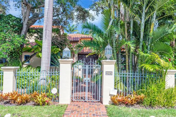 Stilwell Isles, 424 Royal Plaza Dr, Fort Lauderdale, Florida 33301, image 1